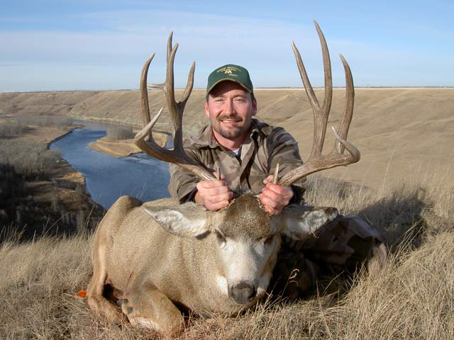 Photo of Rick Furman's 2004 mule deer