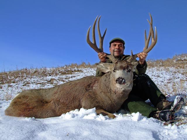 Photo of Jose Rodriguez 2008 Alberta Mule Deer