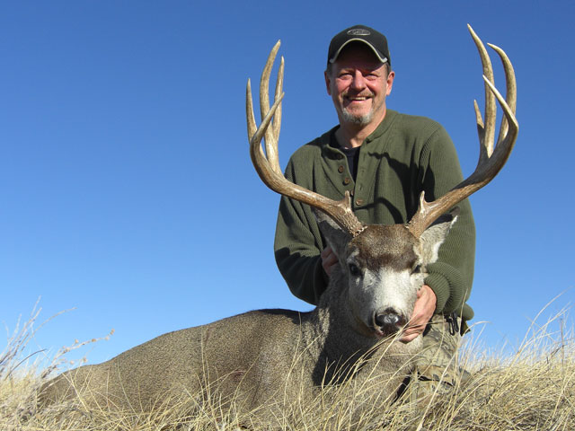Photo of Roger Liedke's 2008 Alberta Mule Deer