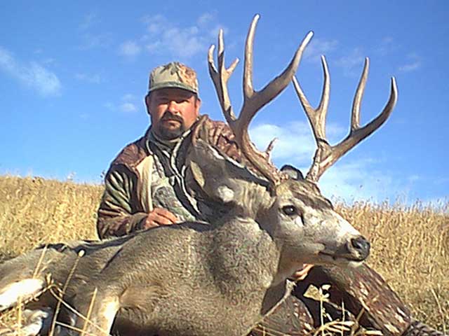 trophy mule deer hunt