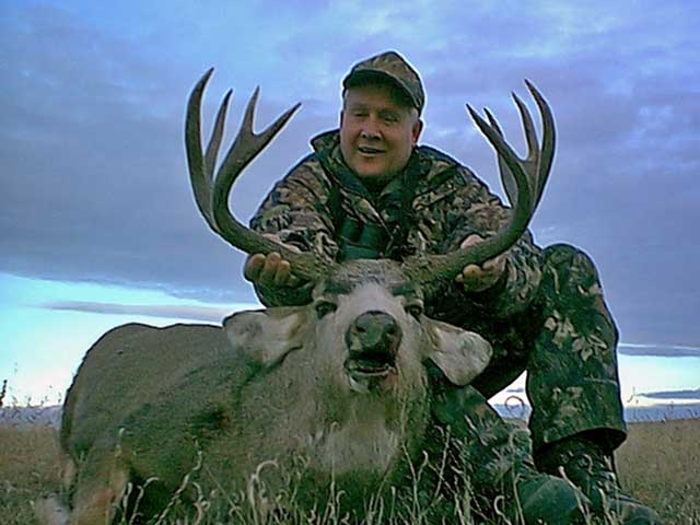 Trophy Mule Deer Hunt