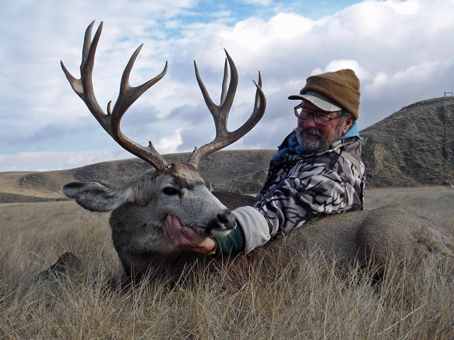 trophy mule deer hunt