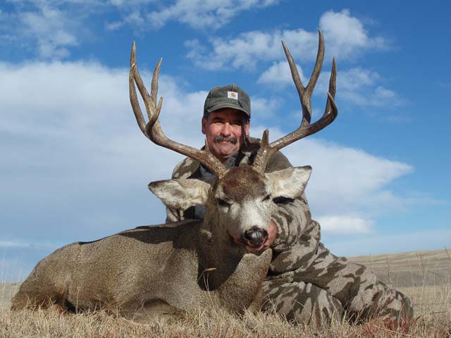 Trophy Mule Deer Hunt