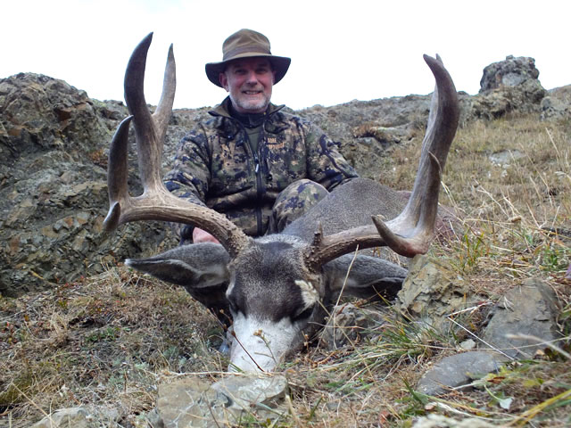 Trophy Mule Deer Hunt