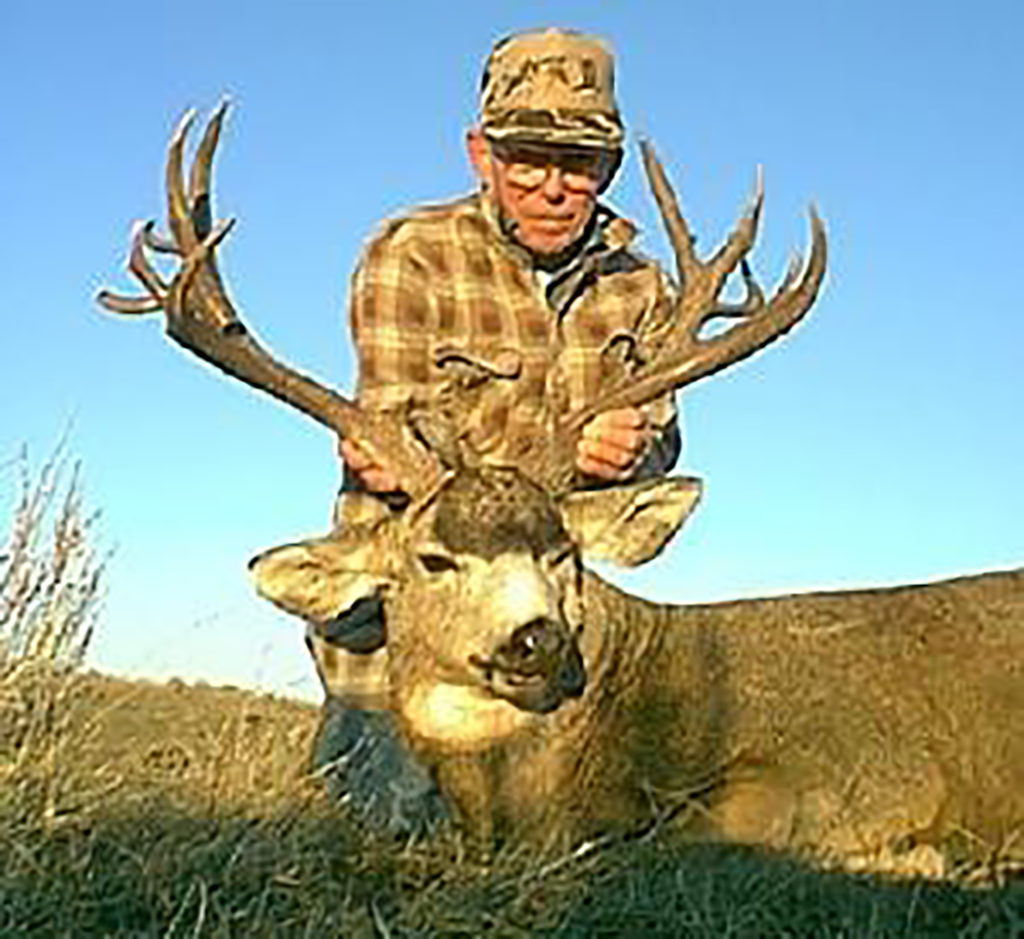 Trophy Whitetail Hunt